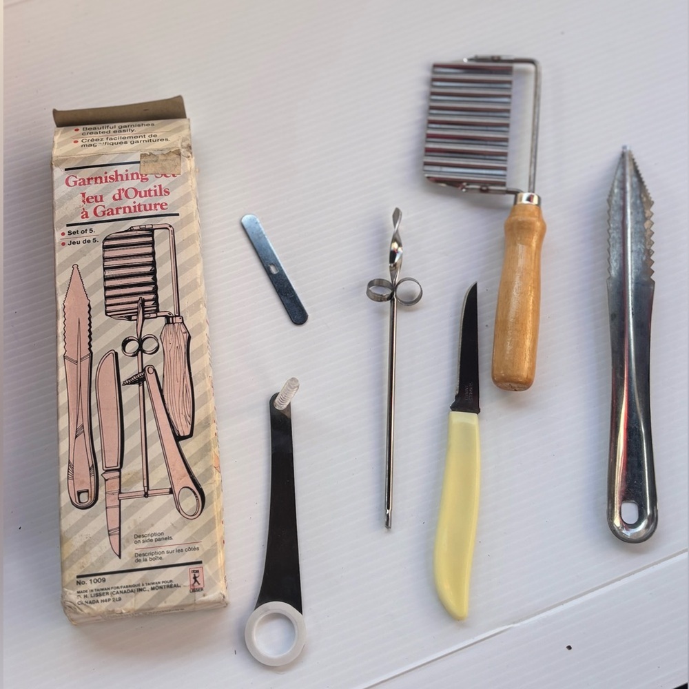 Vintage Garnishing Tool Set Retro Kitchen Display